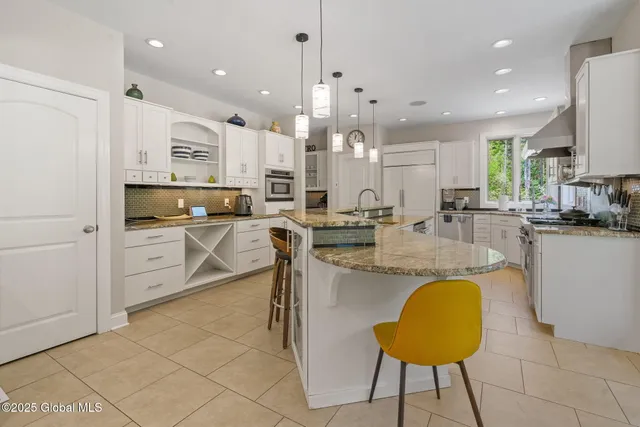 $1,999,900 | 380-382 Lape Road, Schodack, NY 12123