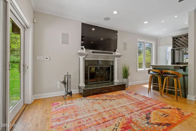 $1,999,900 | 380-382 Lape Road, Schodack, NY 12123