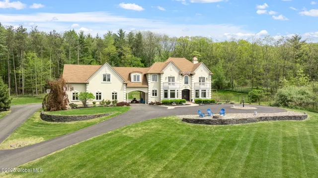 $1,999,900 | 380-382 Lape Road, Schodack, NY 12123