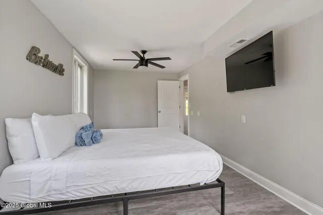 $1,999,900 | 380-382 Lape Road, Schodack, NY 12123