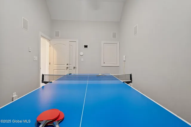 $1,999,900 | 380-382 Lape Road, Schodack, NY 12123