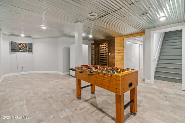 $1,999,900 | 380-382 Lape Road, Schodack, NY 12123