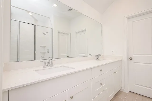 $2,350 | 27023 Wandering Glen Lane, Katy, TX 77493