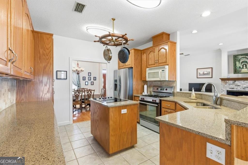 2127 Charing Brunswick, GA 31525 - Photo 12 of 54