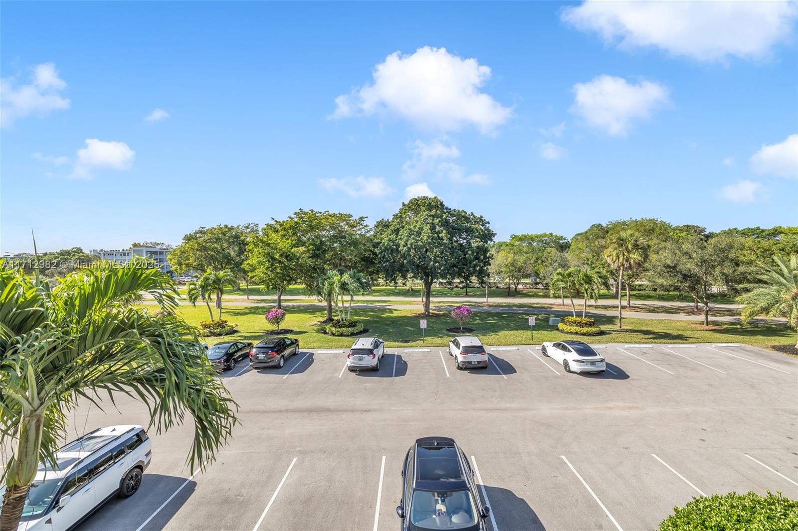 3003 Lyndhurst H, Unit 3003 Deerfield Beach, FL 33442 - Photo 12 of 37