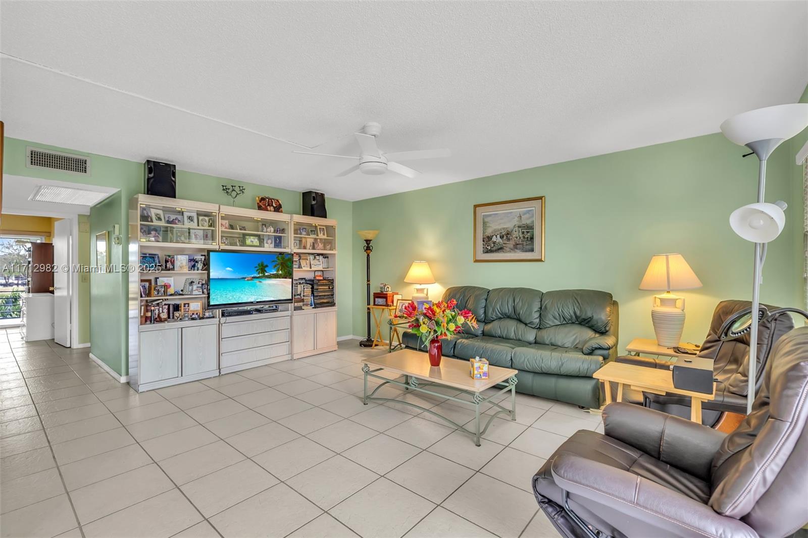 3003 Lyndhurst H, Unit 3003 Deerfield Beach, FL 33442 - Photo 16 of 37