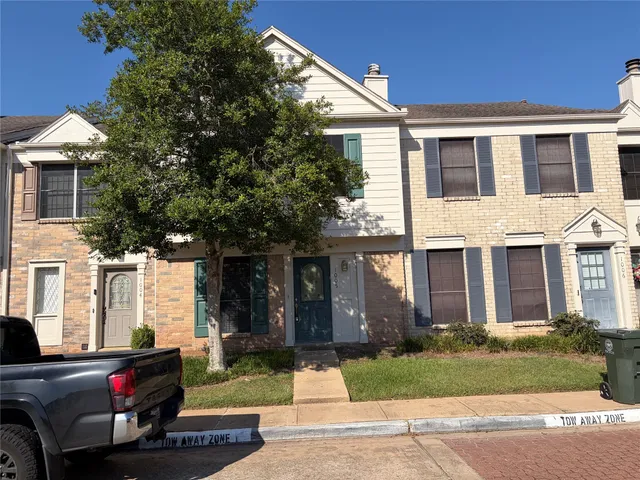 $1,900 | 2810 Grants Lake Boulevard, Unit 1005, Sugar Land, TX 77479