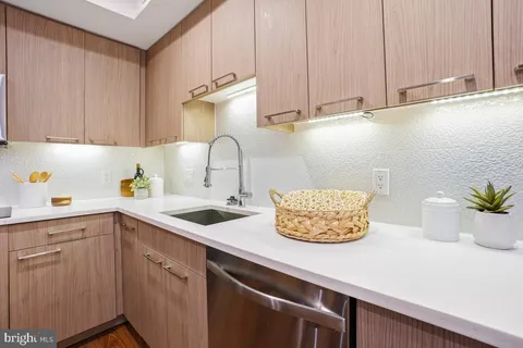 $330,000 | 2331 15th Street Northwest, Unit 108N, Washington, DC 20009