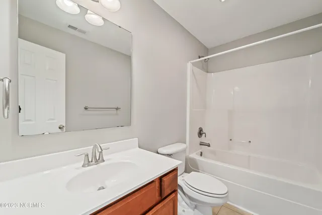 $1,795 | 105 Bridgeway Court, Jacksonville, NC 28540