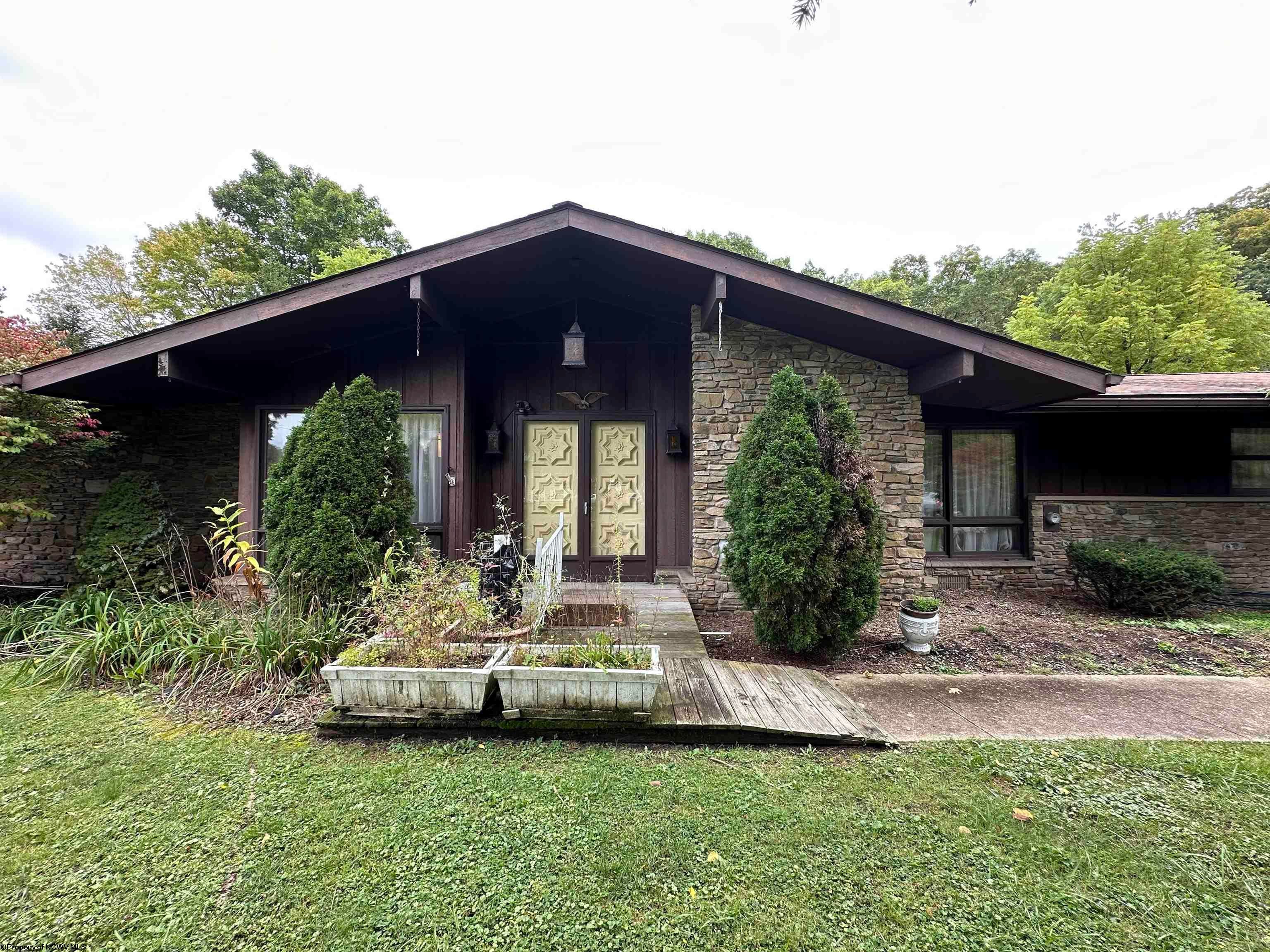 403 Scott Ford Road Elkins, WV 26241 - Photo 4 of 50 Gallery Image 4
