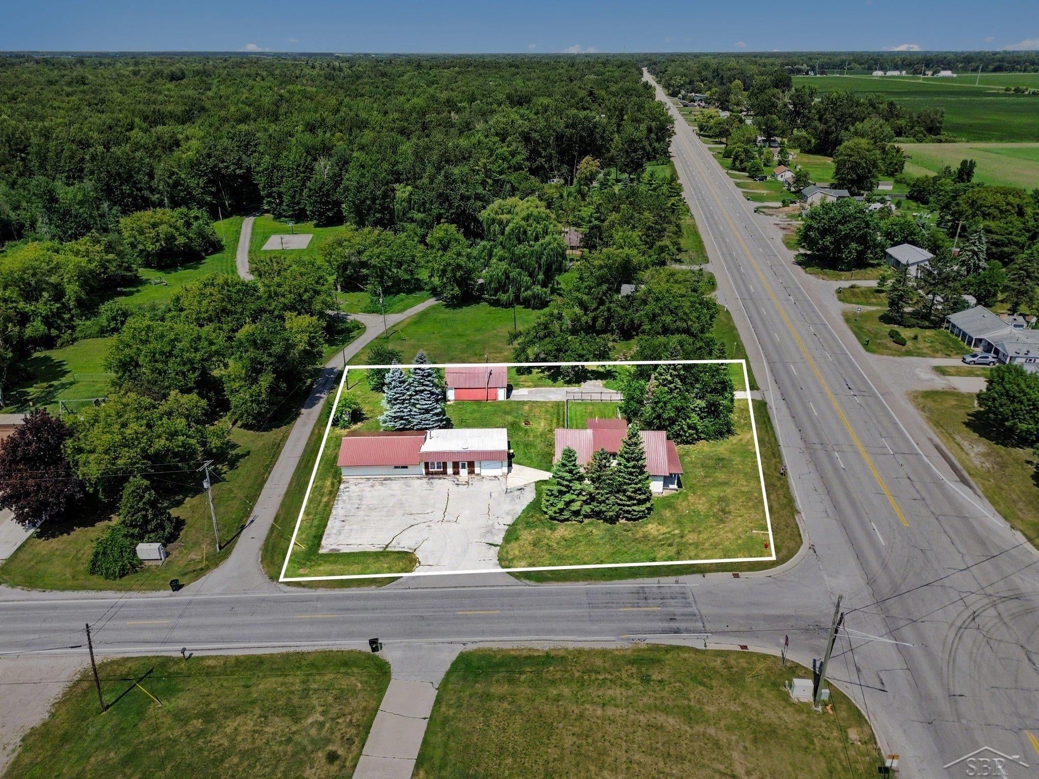 1007 North Huron Road Linwood, MI 48634 - Photo 11 of 39 Gallery Image 11
