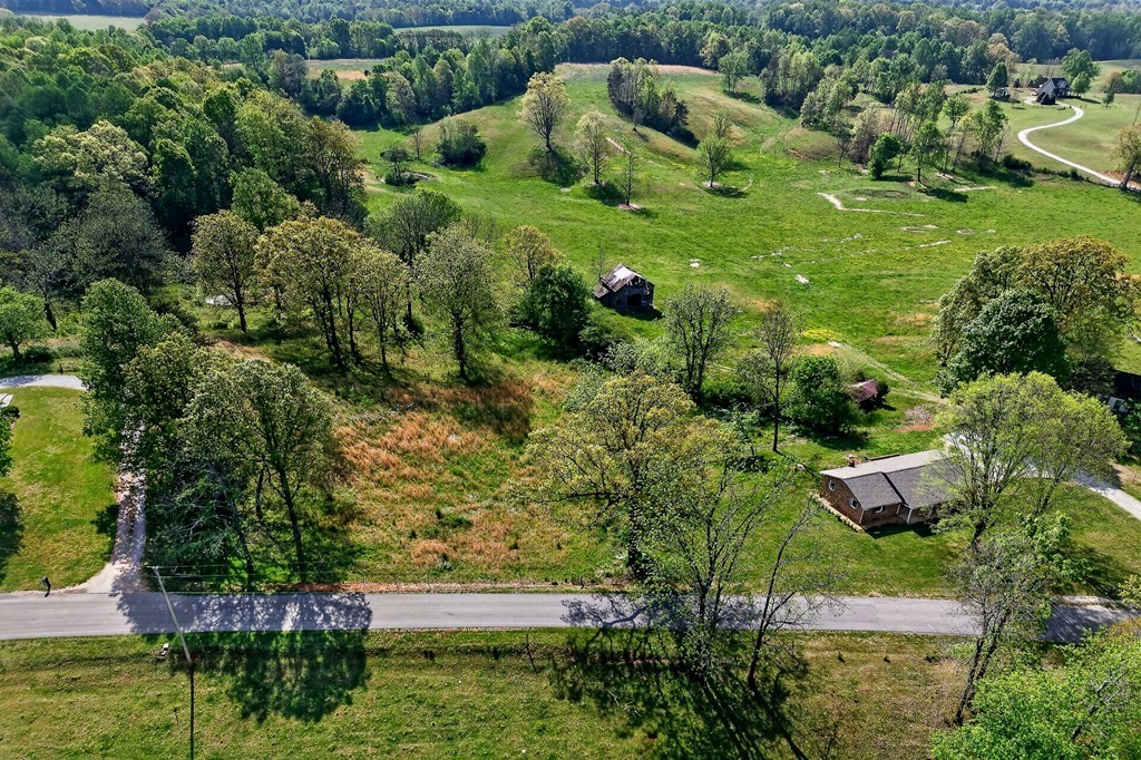 515 Jericho Road Quebeck, TN 38579 - Photo 20 of 60