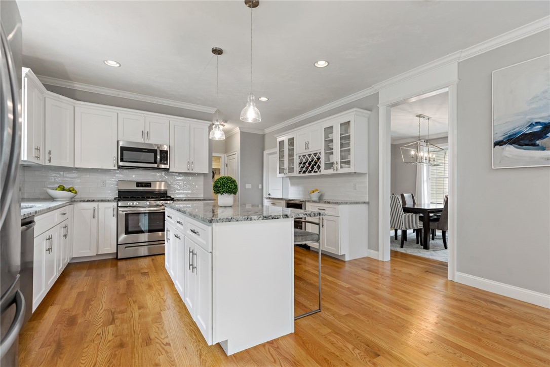 44 Lantern Road Lincoln, RI 02865 - Photo 16 of 50 Gallery Image 16