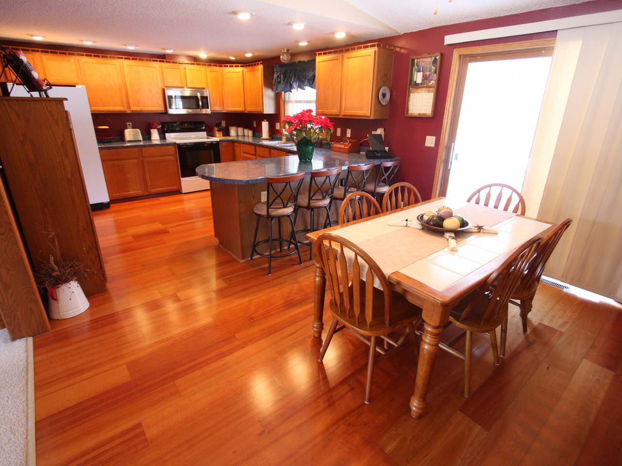 4569 Lake Mildred Road Rhinelander, WI 54501 - Photo 12 of 24 Gallery Image 12