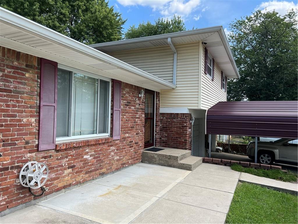 5022 Gambel Road Indianapolis, IN 46221 - Photo 2 of 33 Gallery Image 2