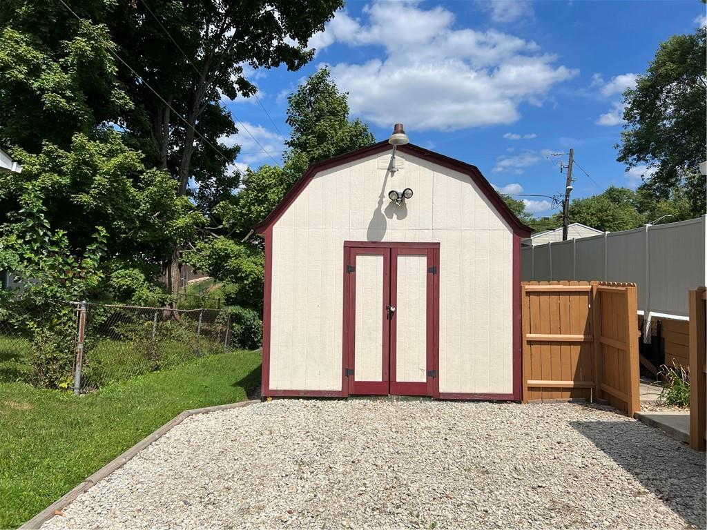 5022 Gambel Road Indianapolis, IN 46221 - Photo 26 of 33 Gallery Image 26