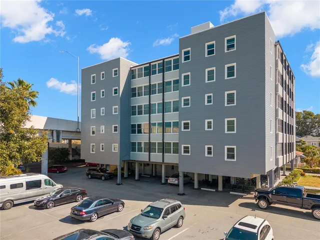 $184,900 | 841 4th Avenue North, Unit 53, St. Petersburg, FL 33701