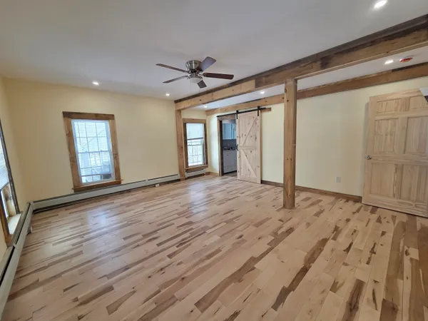 $3,500 | 526 Canaan Street, Unit 1, Canaan, NH 03741