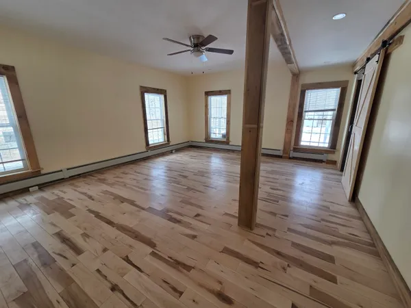 $3,500 | 526 Canaan Street, Unit 1, Canaan, NH 03741