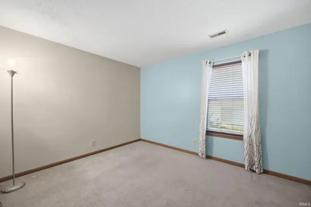 $215,000 | 304 Jersey Lane, Lafayette, IN 47909