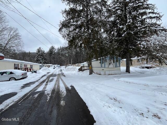 765 Saratoga Road Wilton, NY 12831 - Photo 3 of 15 IMG_2270