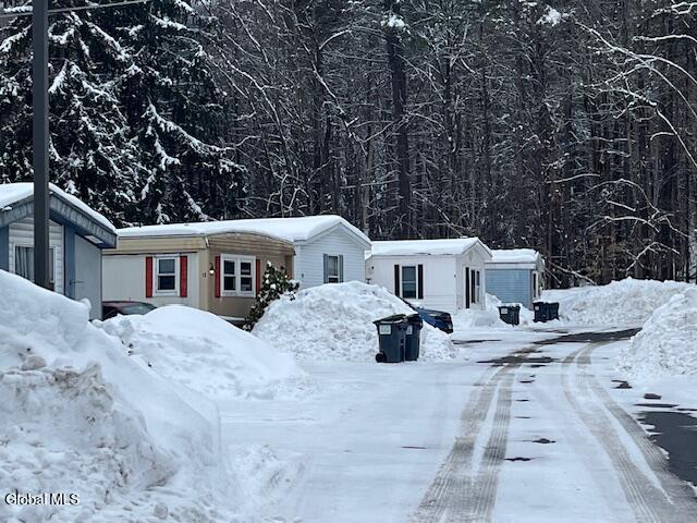 765 Saratoga Road Wilton, NY 12831 - Photo 4 of 15 IMG_2273