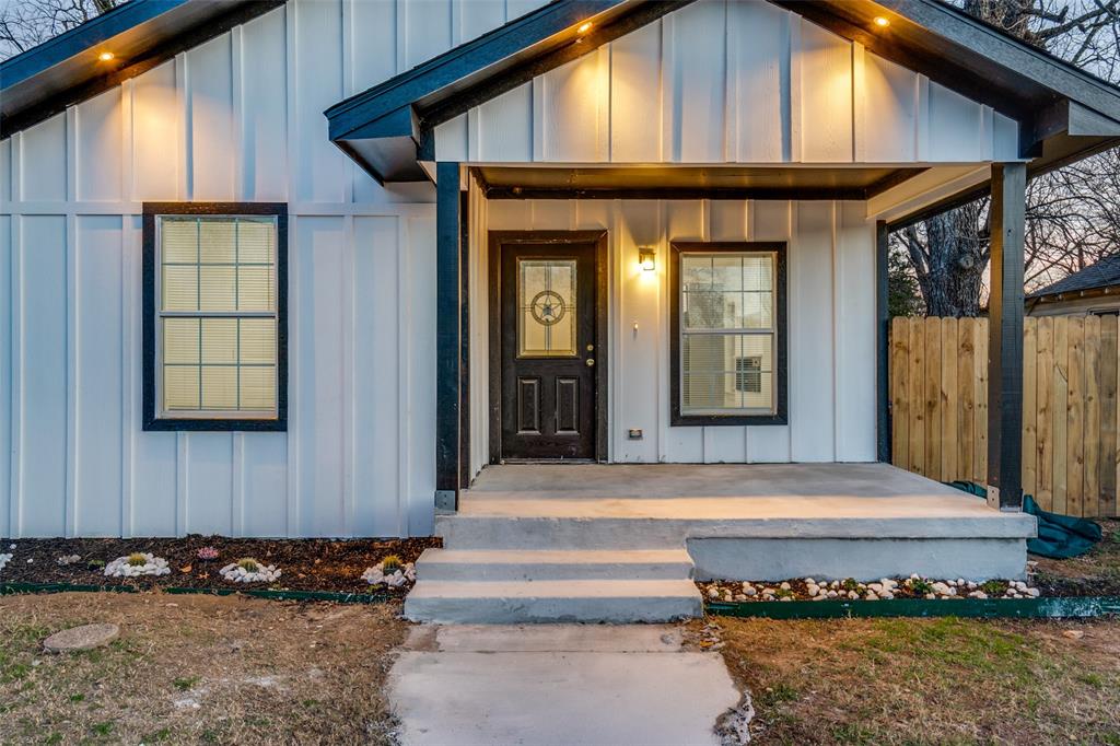 3242 Pine Street Dallas, TX 75215 - Photo 3 of 25 a view of a entryway door front of house
