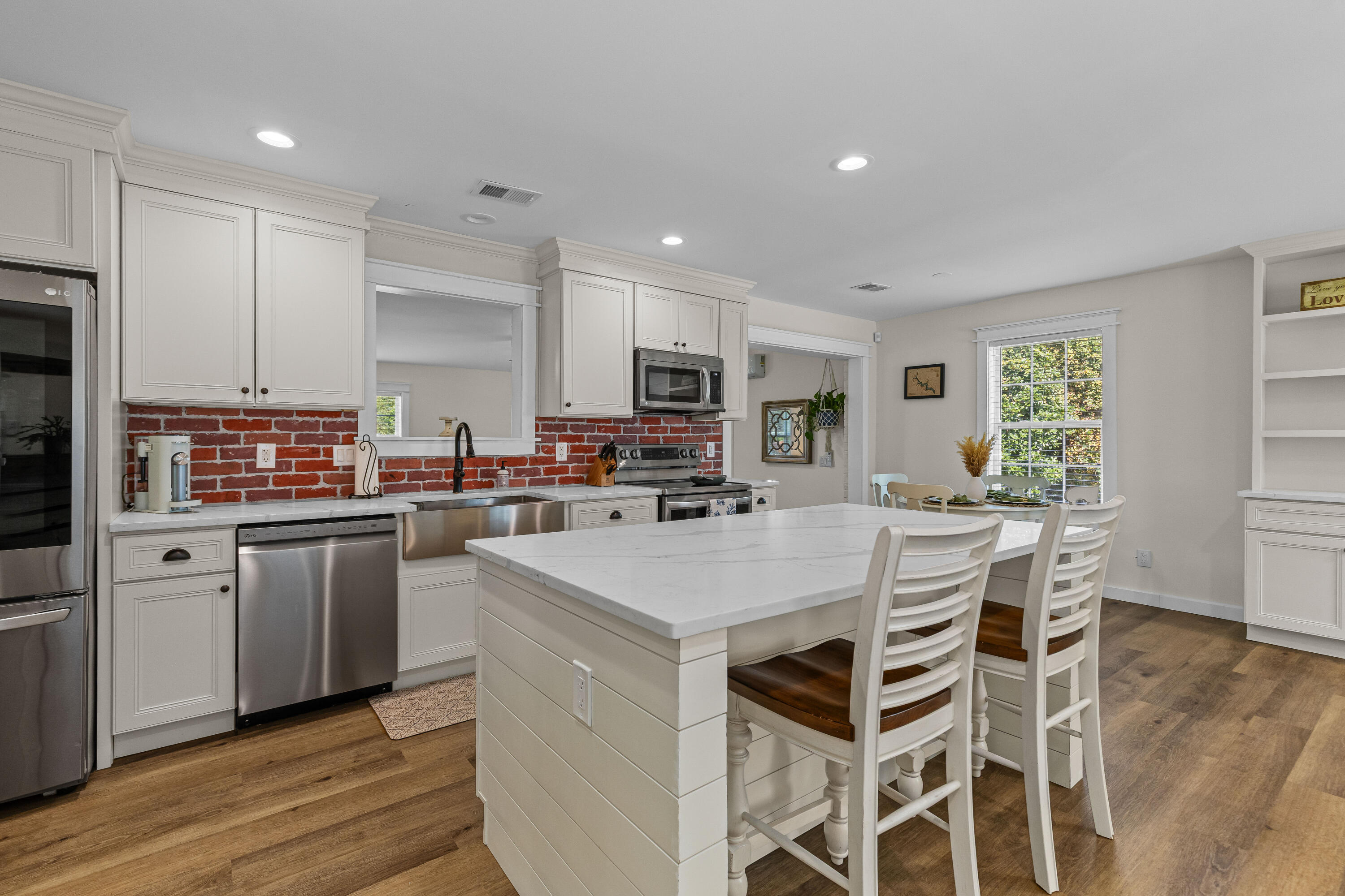 210 Cassena Street McClellanville, SC 29458 - Photo 11 of 51 210-Cassena-14