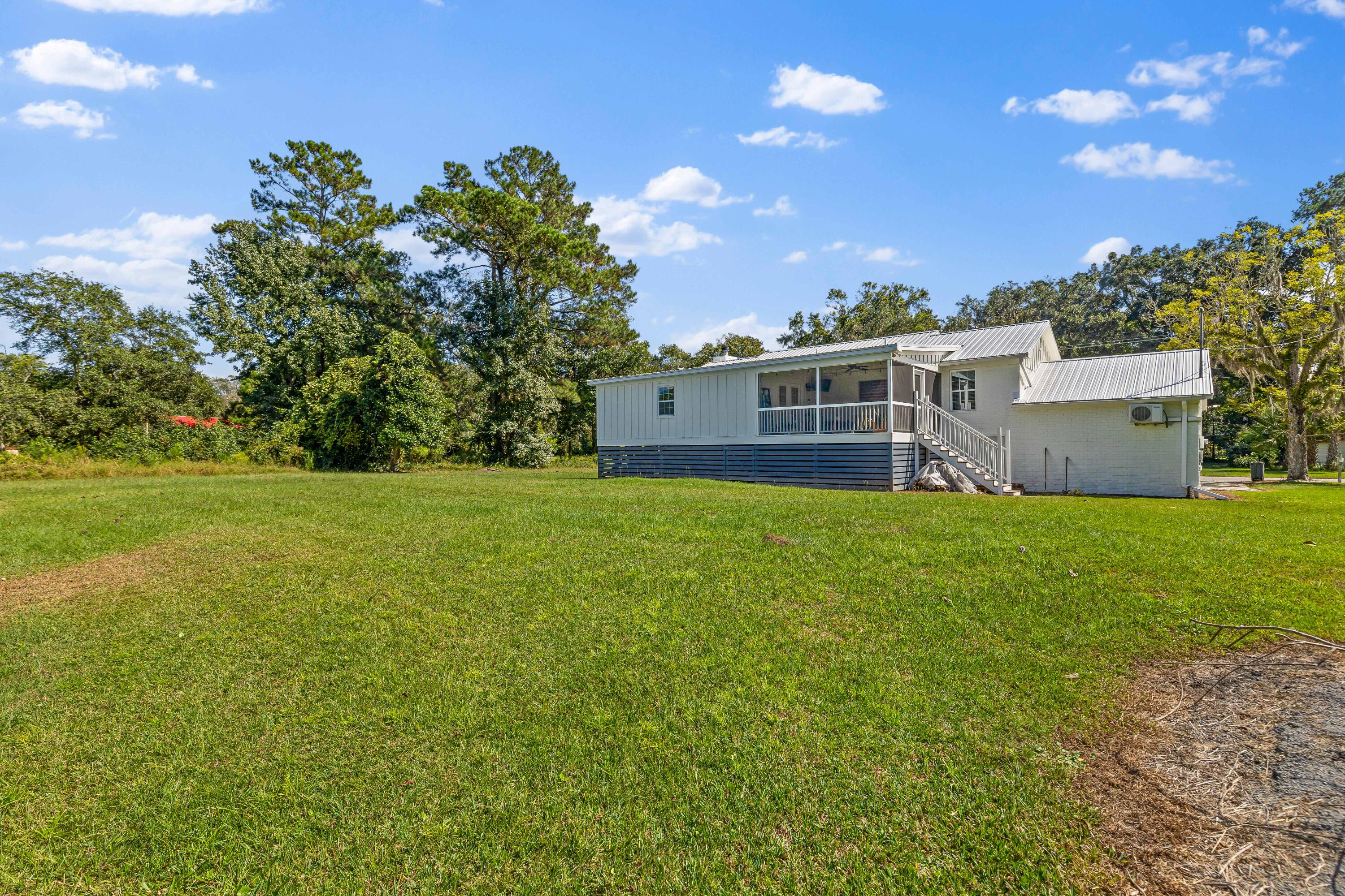 210 Cassena Street McClellanville, SC 29458 - Photo 21 of 51 210-Cassena-34