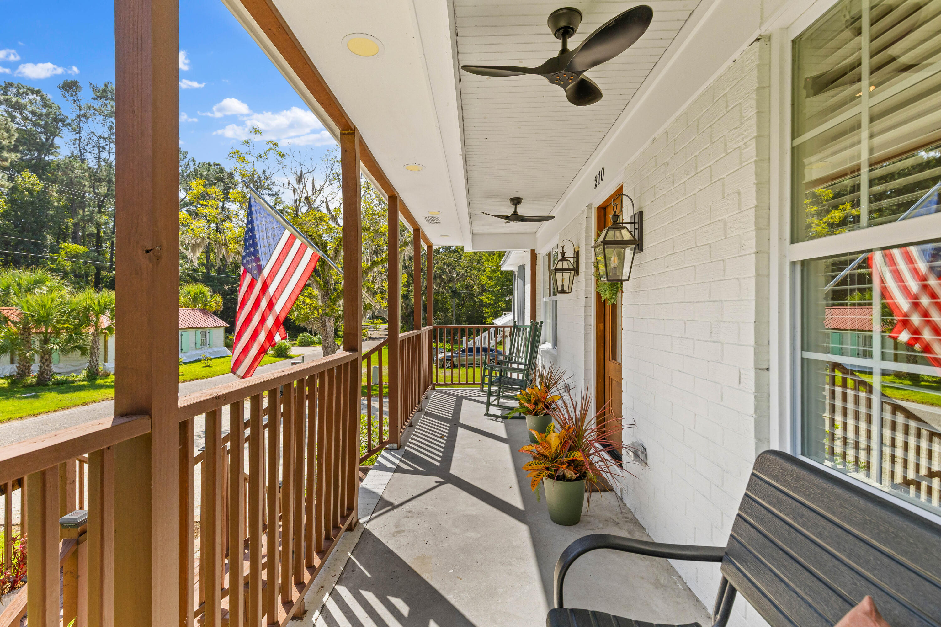 210 Cassena Street McClellanville, SC 29458 - Photo 5 of 51 210-Cassena-37