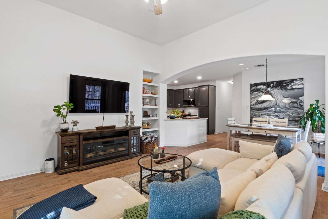 6801 Beckett Road, Unit 131R Austin, TX 78749 - Photo 7 of 26 a living room with furniture and a flat screen tv
