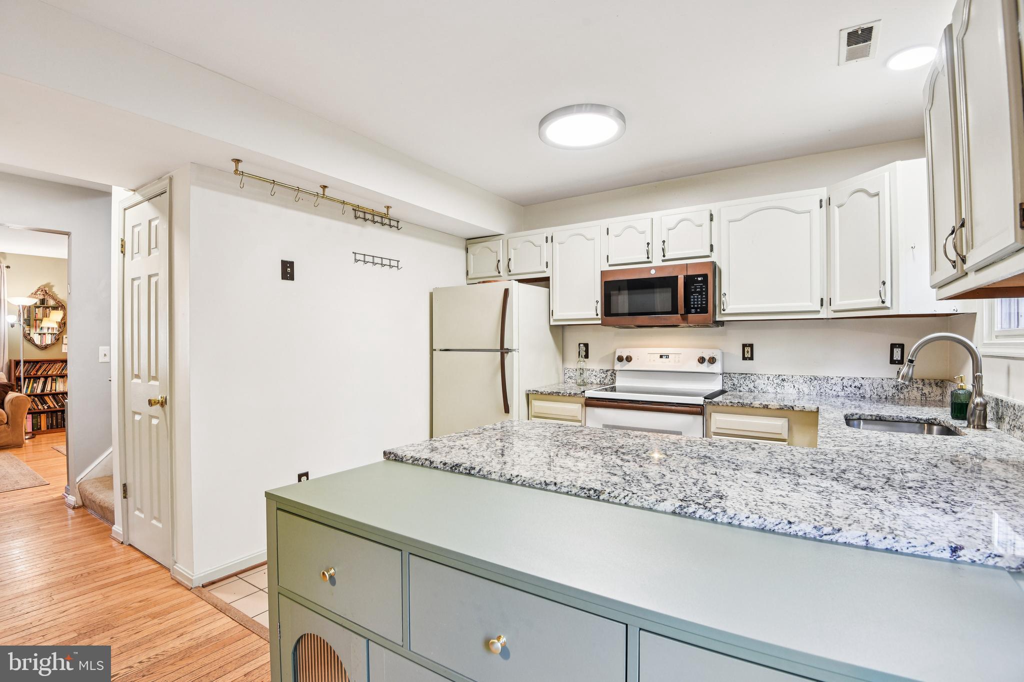 730 Rosedale Street Annapolis, MD 21401 - Photo 13 of 37 Kitchen