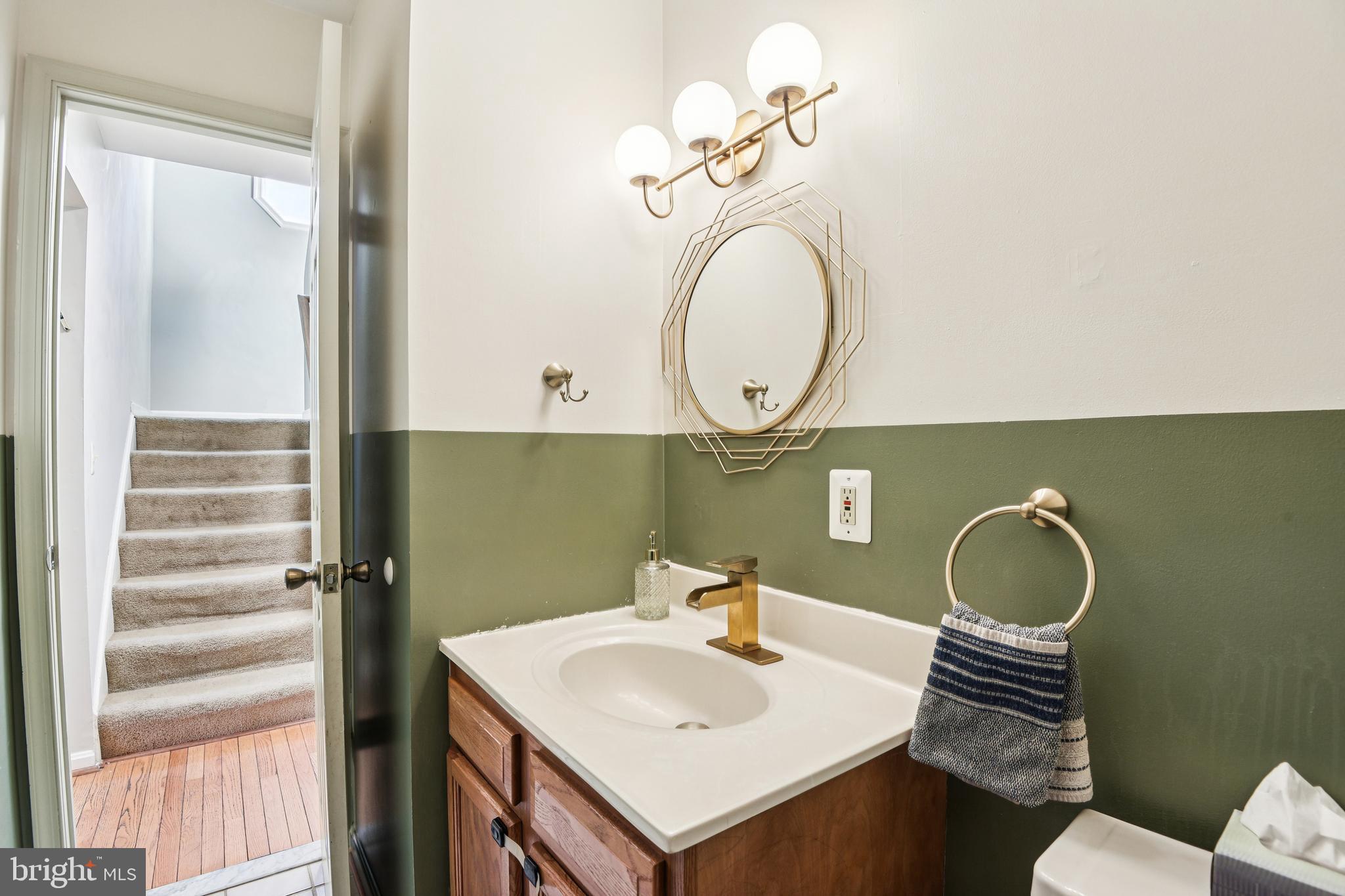 730 Rosedale Street Annapolis, MD 21401 - Photo 17 of 37 Bathroom