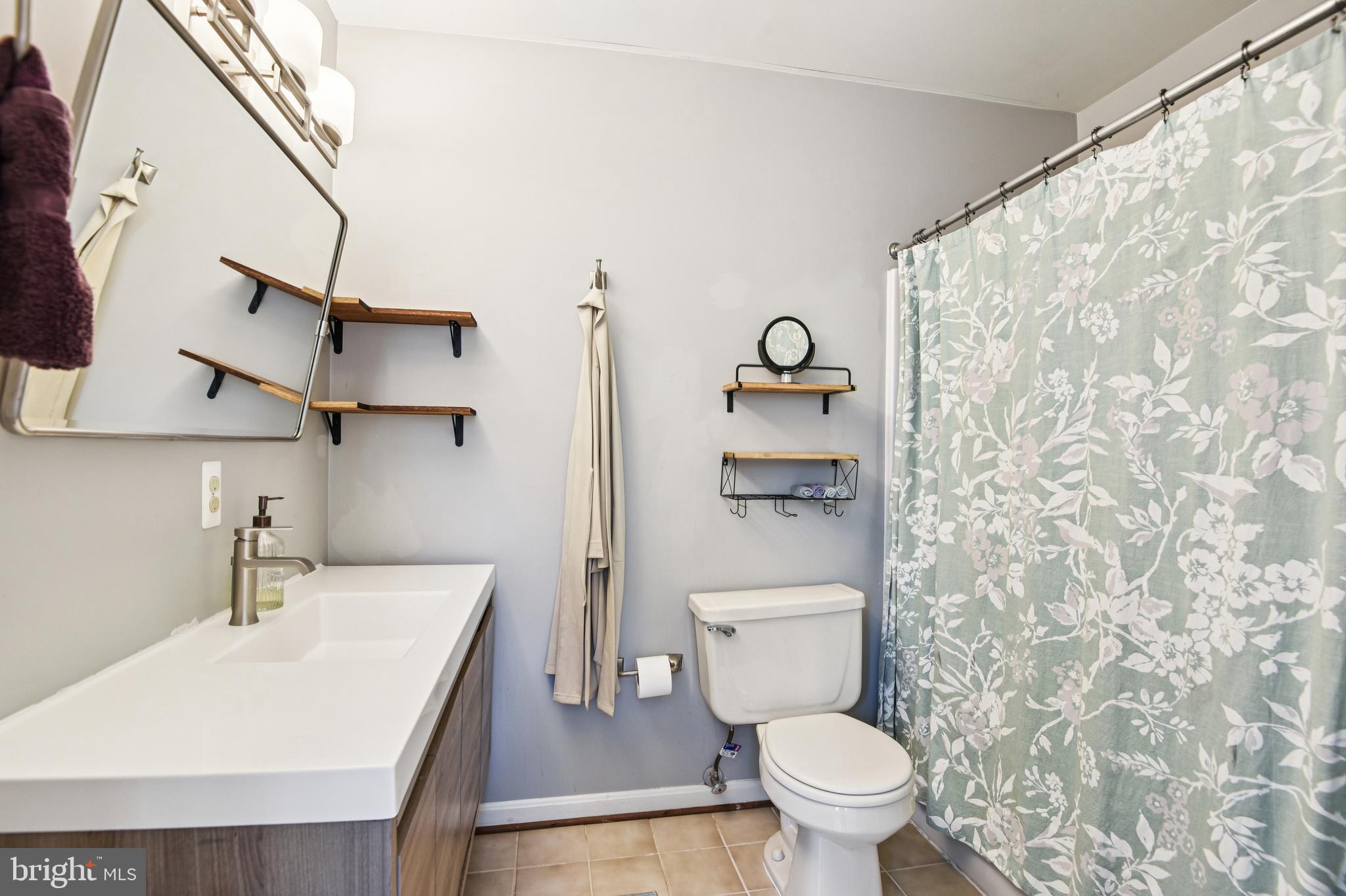 730 Rosedale Street Annapolis, MD 21401 - Photo 26 of 37 Primary Bathroom