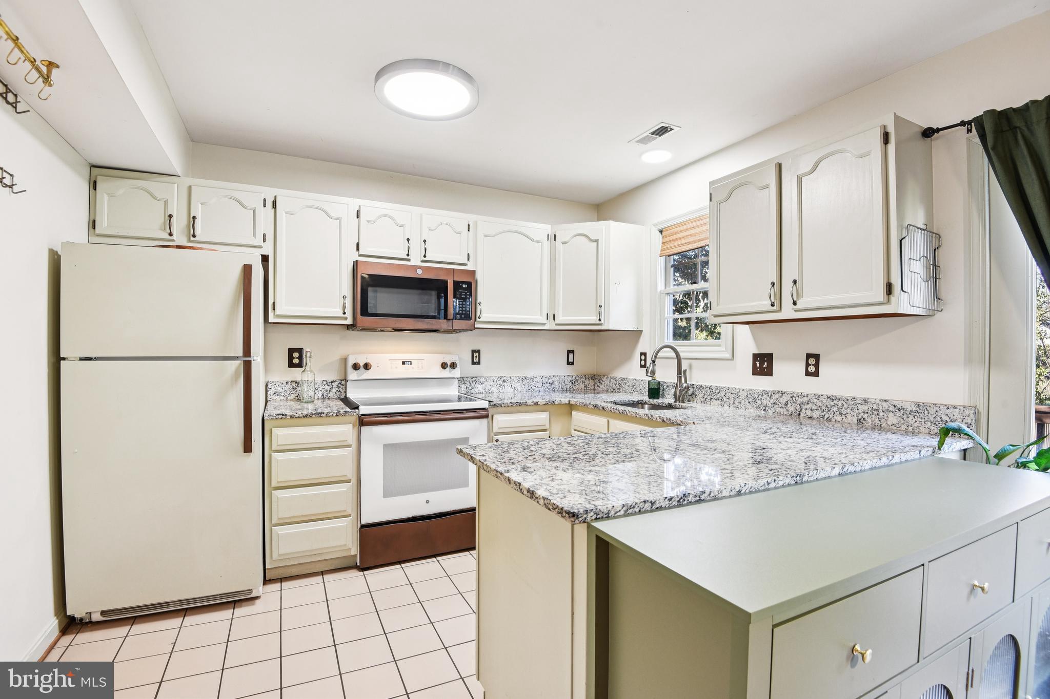 730 Rosedale Street Annapolis, MD 21401 - Photo 4 of 37 Kitchen