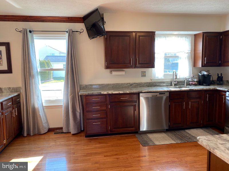 416 Aberdeen Road Williamstown, NJ 08094 - Photo 17 of 43