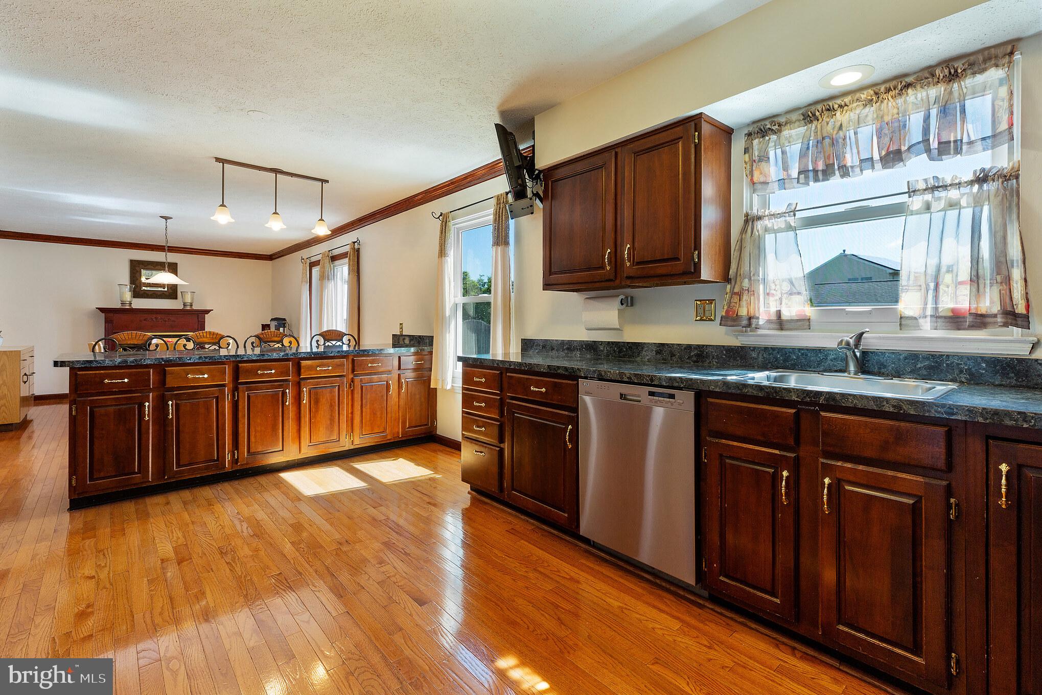 416 Aberdeen Road Williamstown, NJ 08094 - Photo 8 of 43