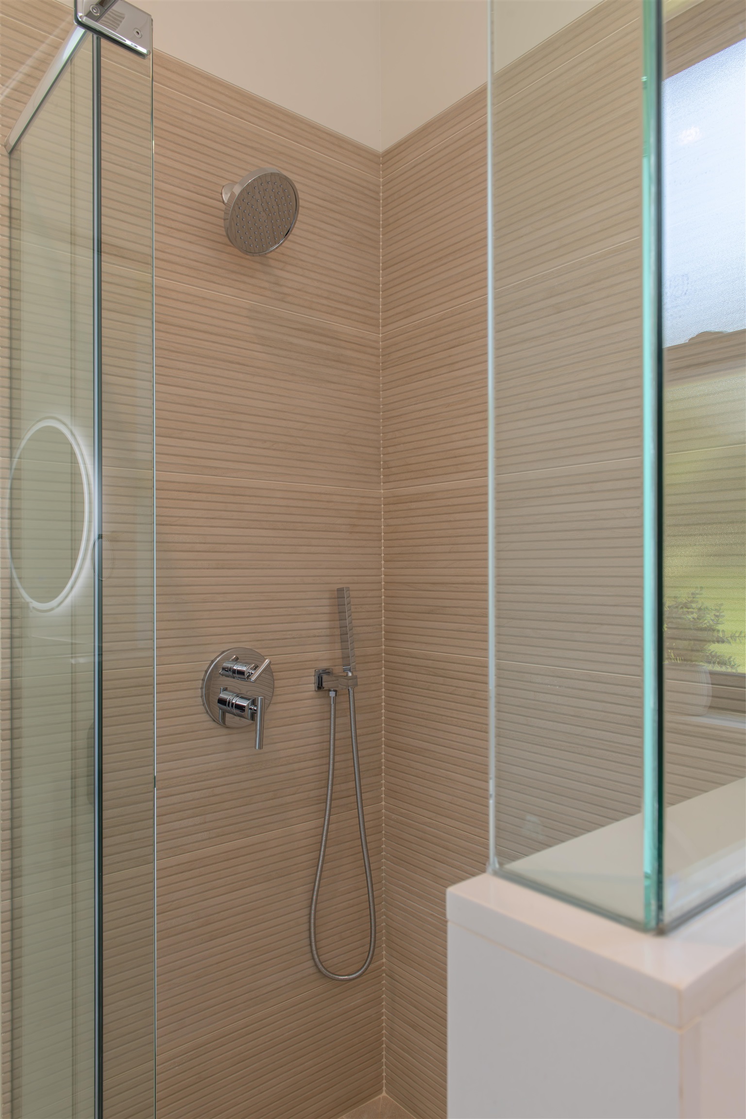 111 Mehana Road, Unit A Haiku, HI 96708 - Photo 30 of 50 a bathroom with a shower