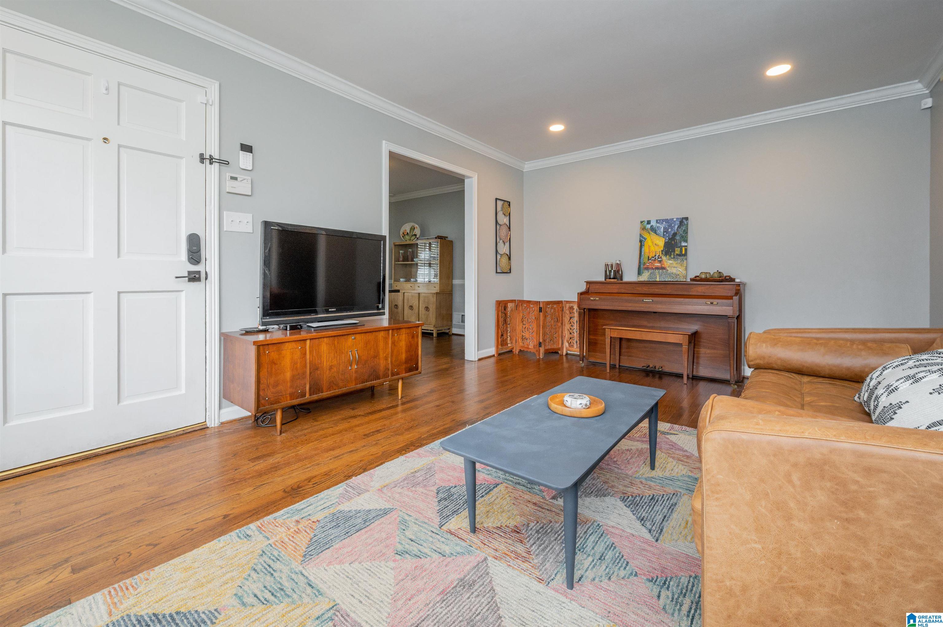 1606 Manhattan Street Birmingham, AL 35209 - Photo 10 of 40