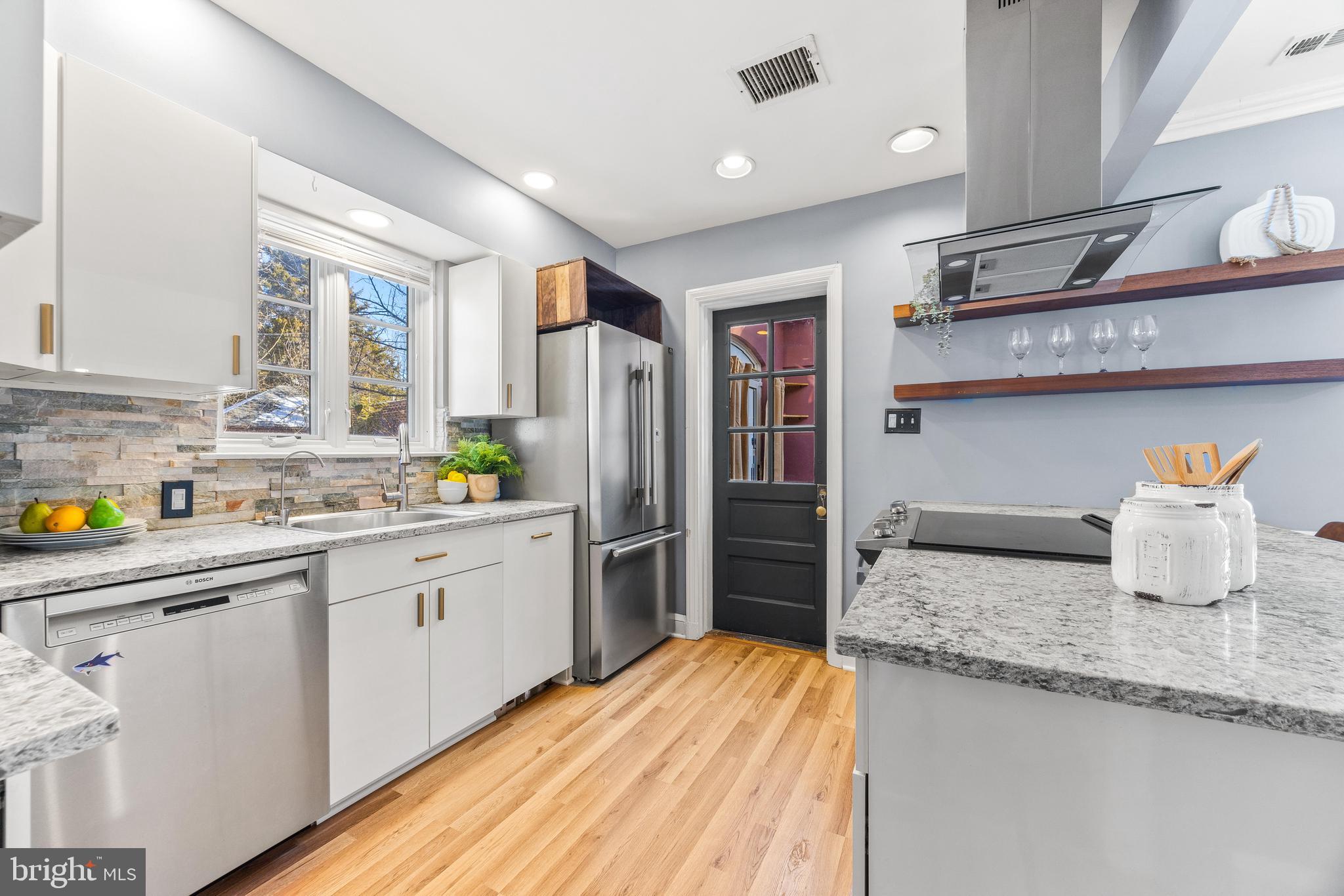3555 Newland Road Baltimore, MD 21218 - Photo 17 of 52 Gallery Image 17