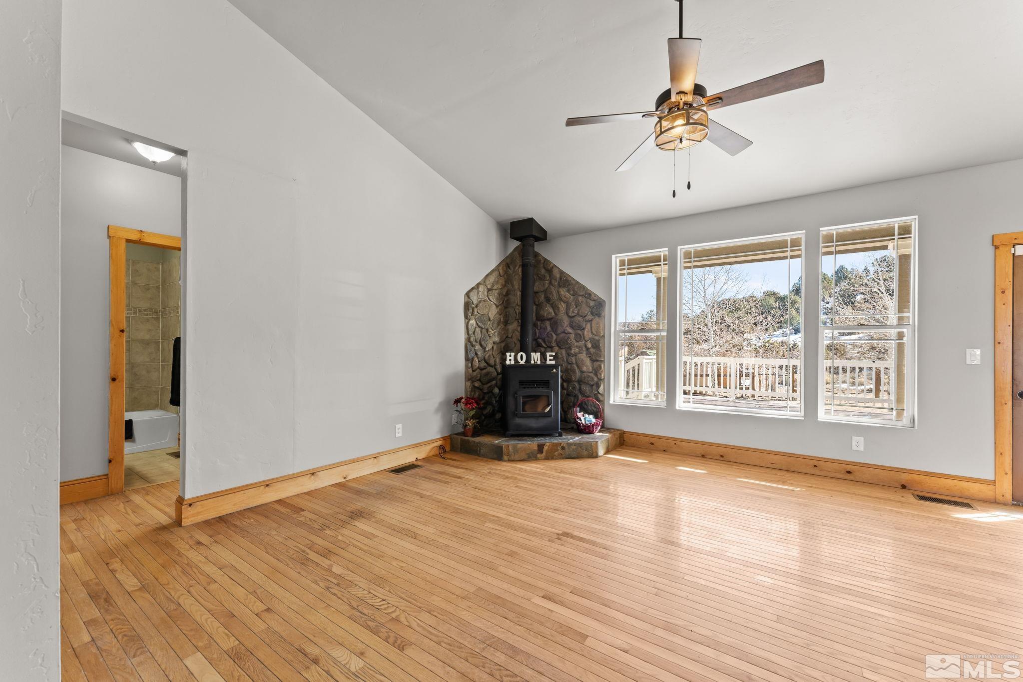 2381 Lousetown Road Reno, NV 89521 - Photo 4 of 35 Photo 4