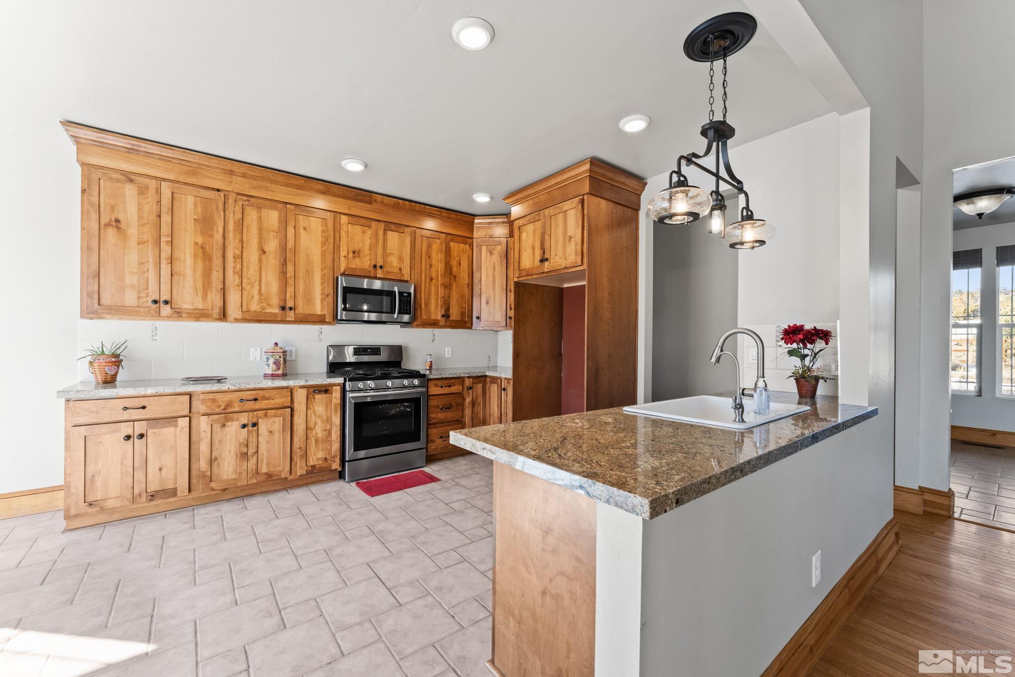 2381 Lousetown Road Reno, NV 89521 - Photo 7 of 35 Photo 7