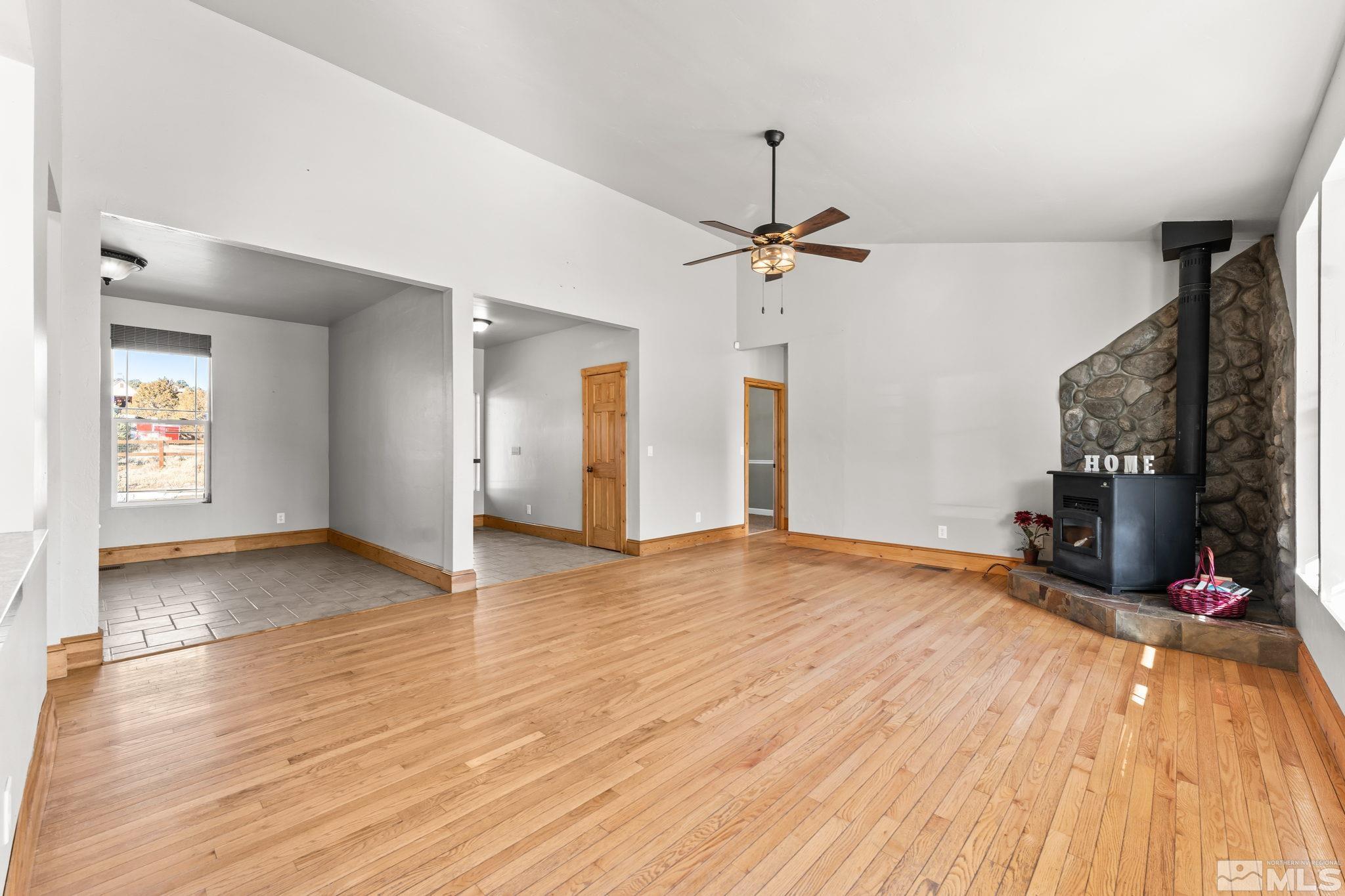 2381 Lousetown Road Reno, NV 89521 - Photo 10 of 35 Photo 10