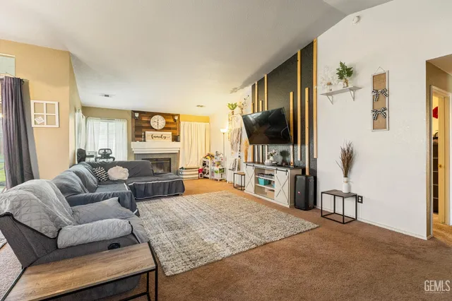 $370,000 | Undisclosed Address, Porterville, CA 93257