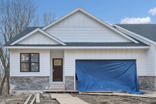 $1,175,000 | 20381 Excelsior Boulevard, Excelsior, MN 55331