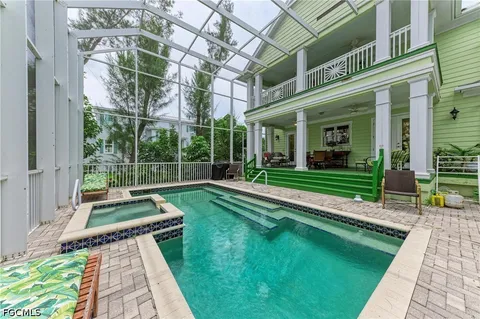 $1,749,000 | 793 Jungle Queen Way, Longboat Key, FL 34228