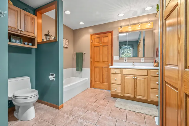 $399,900 | 658 Fair Drive, Bronson, MI 49028