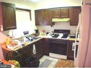 187 Riptide Avenue Manahawkin, NJ 08050 - Photo 5 of 6 Gallery Image 5