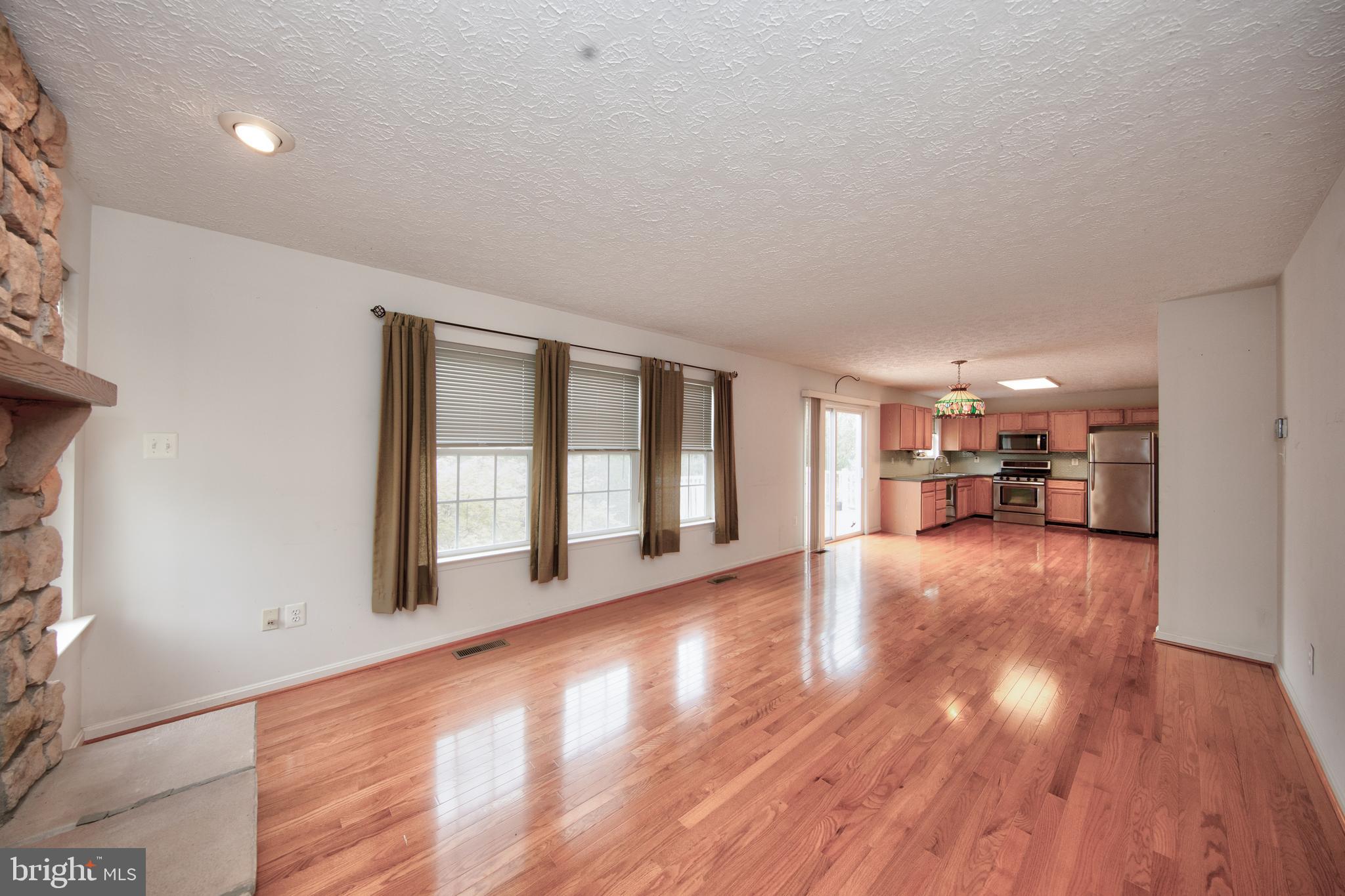 567 Beards Hill Road Aberdeen, MD 21001 - Photo 18 of 43 Main level room