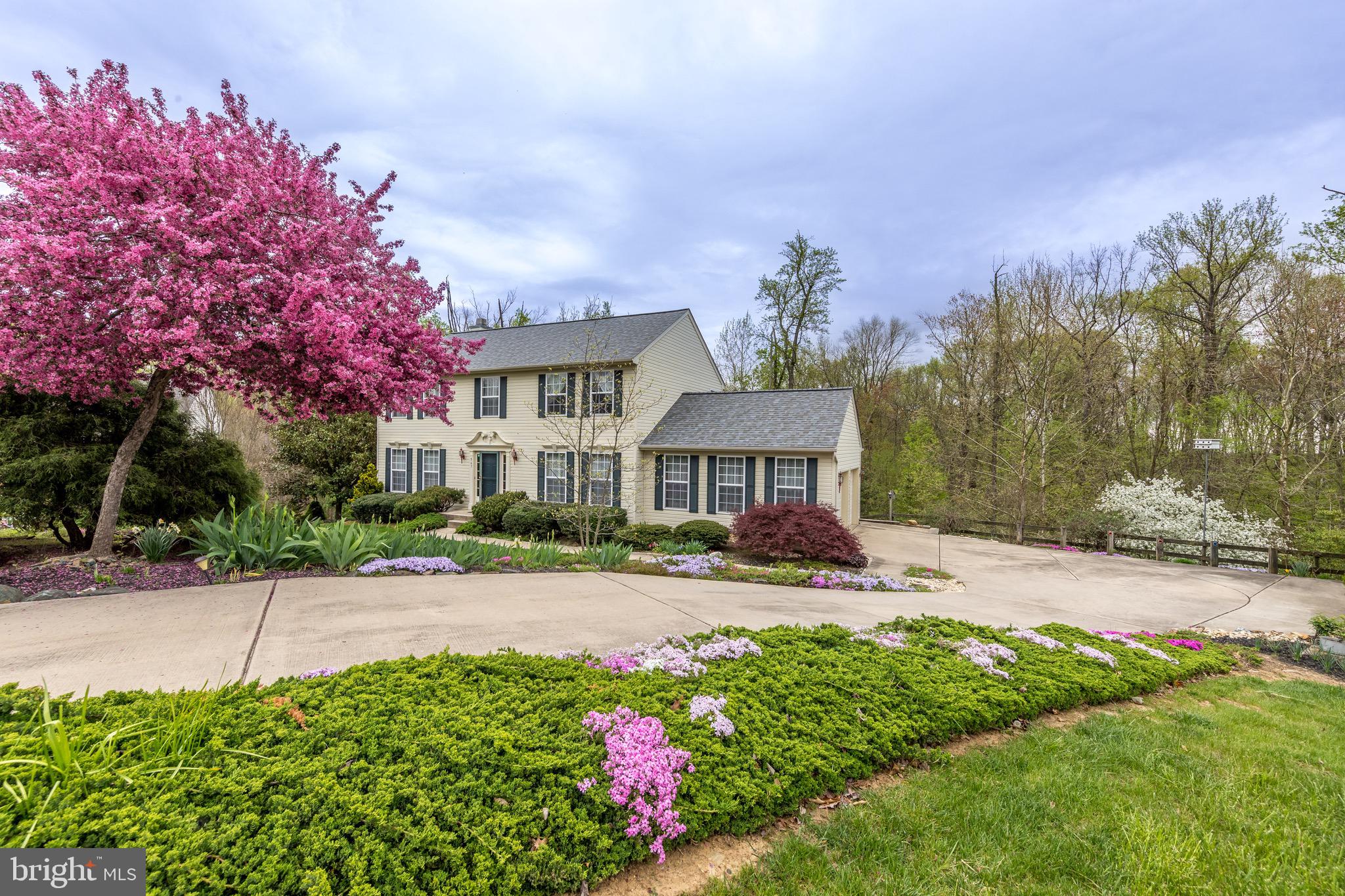 567 Beards Hill Road Aberdeen, MD 21001 - Photo 2 of 43 Spacious 2 story colonial